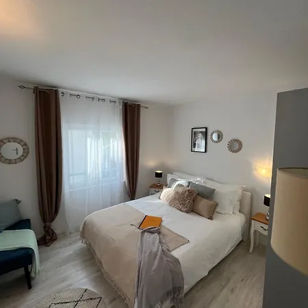 Apartment Tino Hvar Town