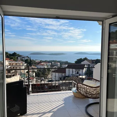 Apartment Tino