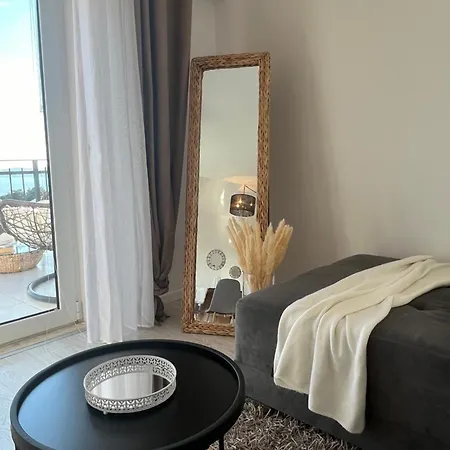 Apartment Tino *