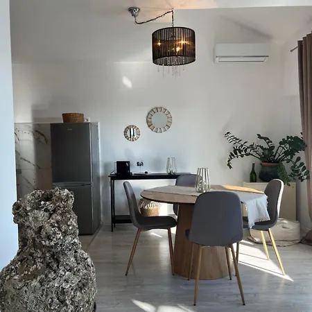 Apartment Tino *