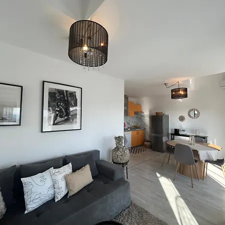 Apartment Tino Hvar Town