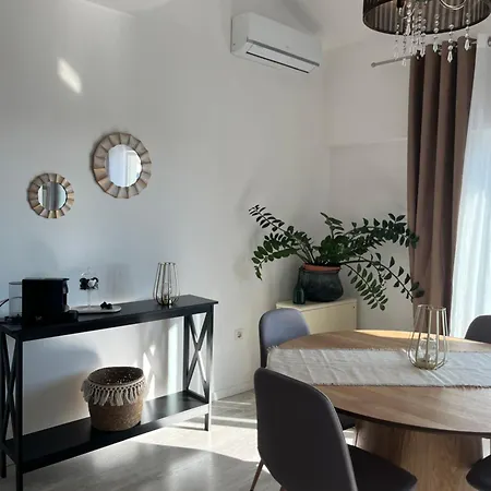 Tino Apartment Hvar Town