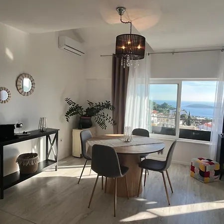 Apartment Tino Hvar Town