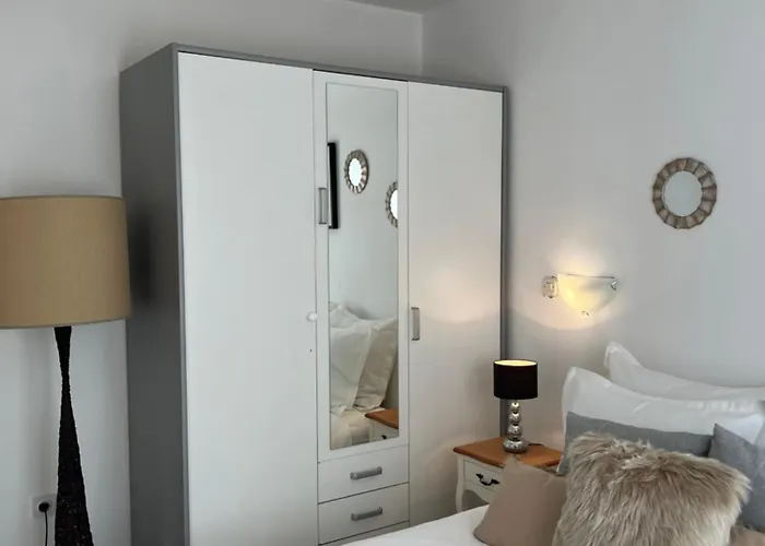 Apartment Tino Hvar Town