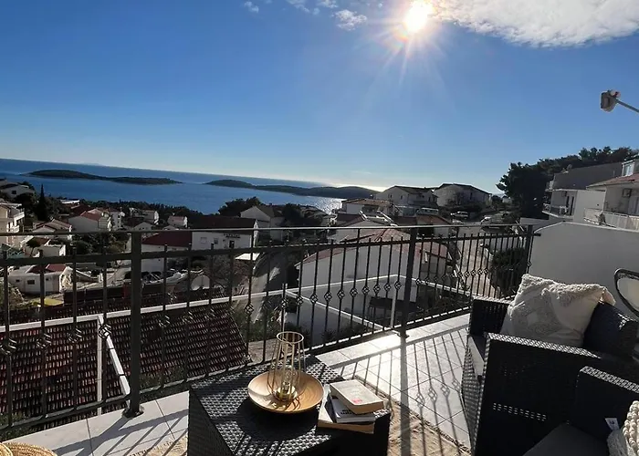 Tino Appartement Hvar Town